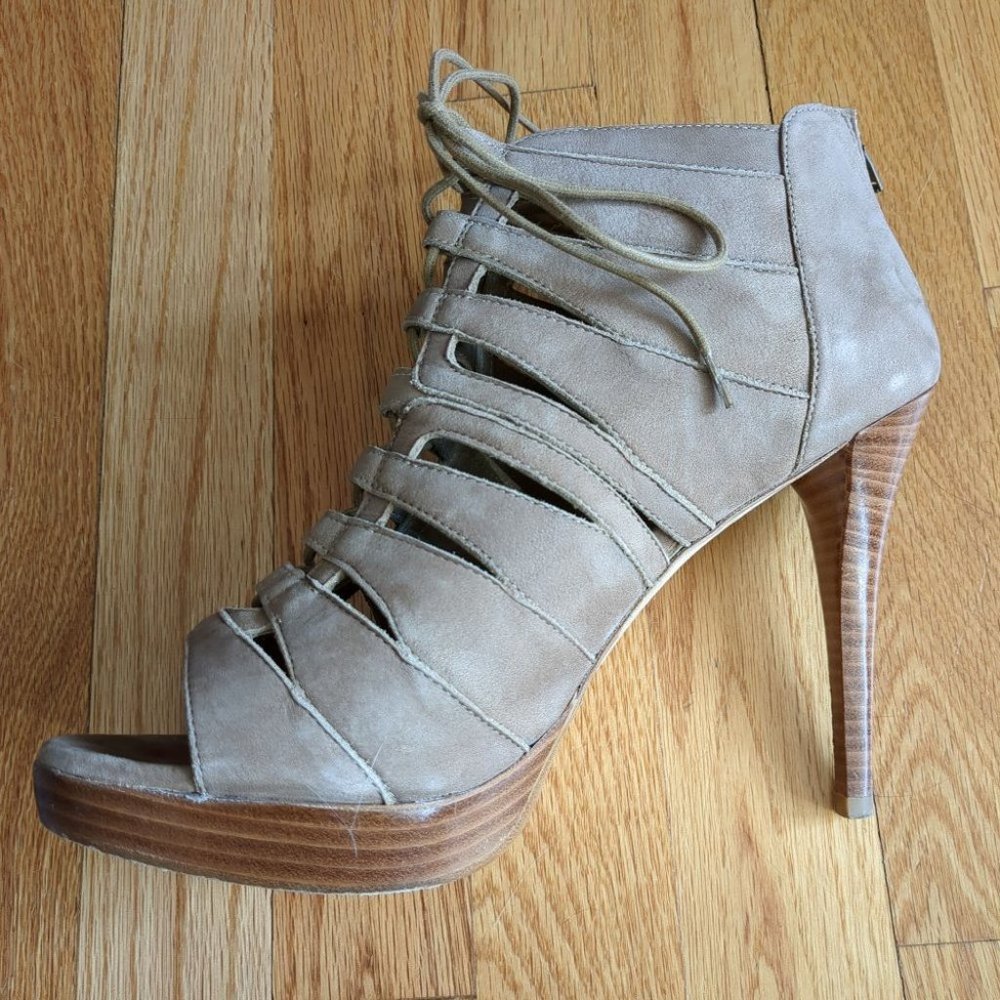 [SOLD] Stuart Weitzman Nubuck Gladiator Caged Suede Stiletto Bootie Sandals Tan - Picture 2 of 15